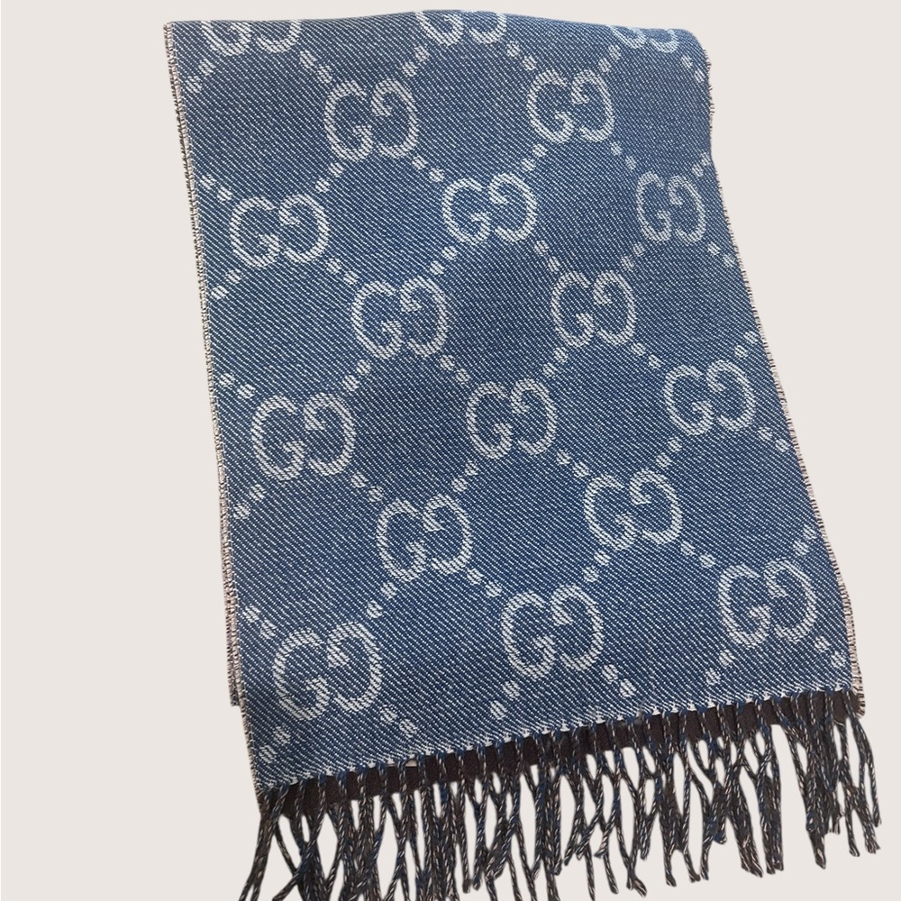 Authentic Gucci Brown & Blue Scarf - Picture 5 of 6